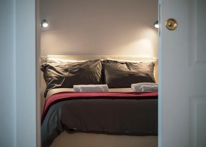 Oda ve Kahvaltı Maison San Gregorio Napoli