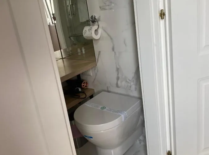 Maison San Gregorio Oda ve Kahvaltı 4*