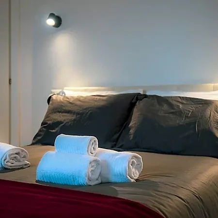 Maison San Gregorio Bed & Breakfast