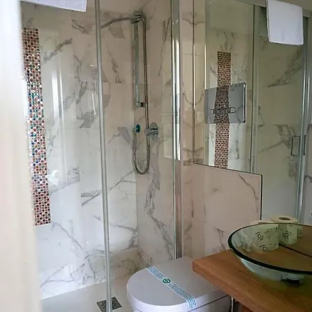 Bed & Breakfast Maison San Gregorio 4*